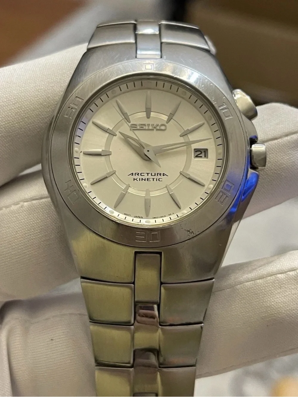Seiko Arctura Kinetic 5M62-0AL0 Men's Watch Silver Dial Stainless Steel 43mm